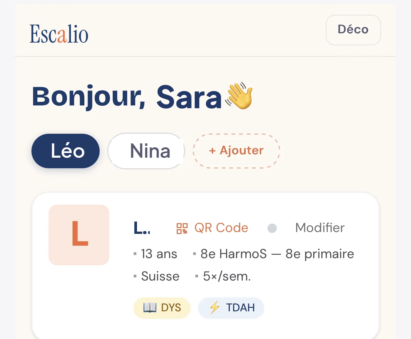 Le tableau de bord parent d'Escalio : profil de l'enfant avec adaptations DYS et TDAH, niveau HarmoS et suivi des sessions